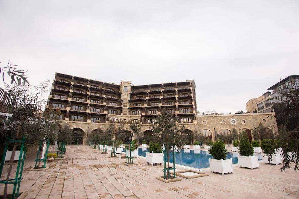 Sapphire Marine Hotel Baku Ngoại thất bức ảnh