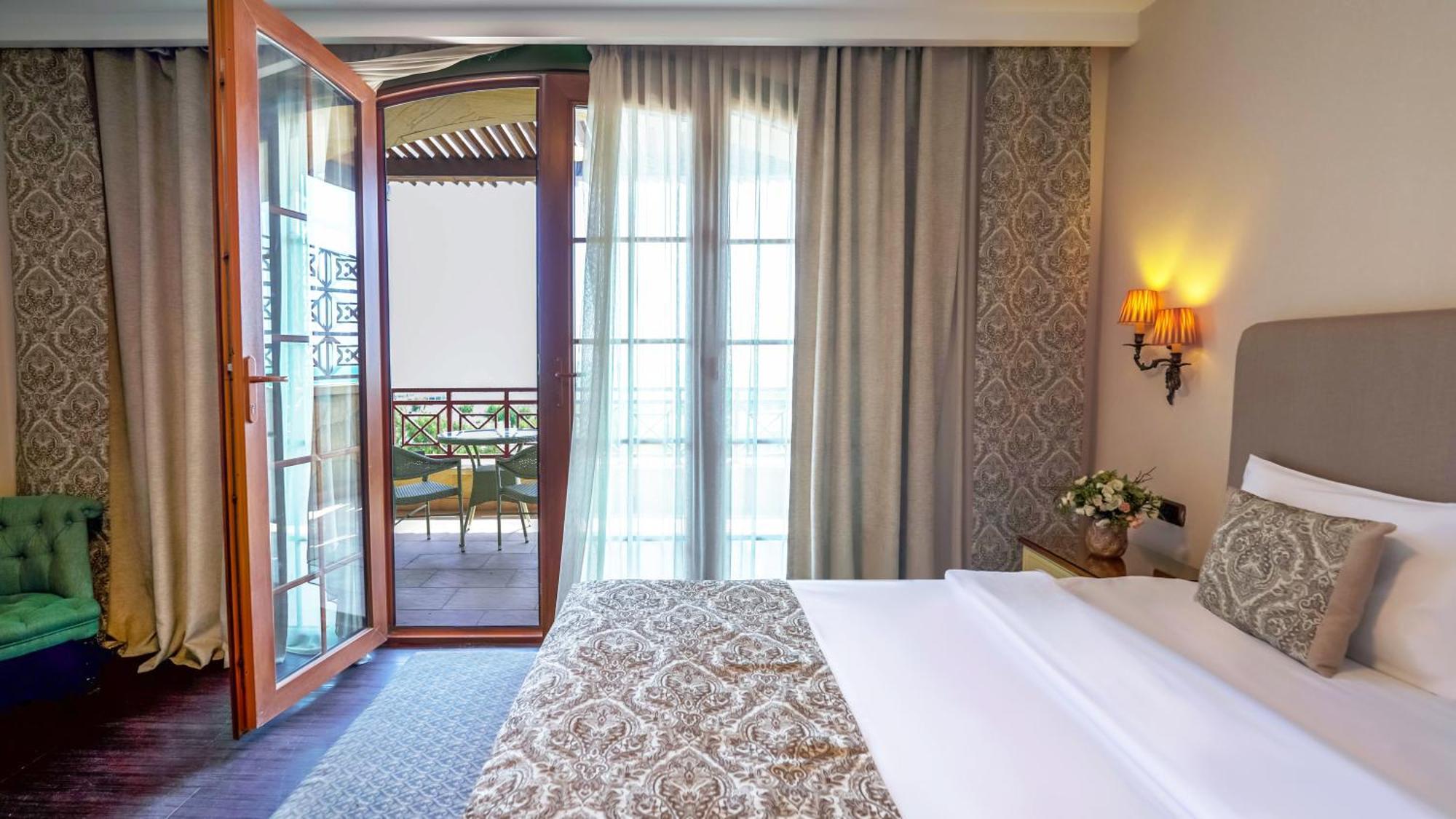 Sapphire Marine Hotel Baku Ngoại thất bức ảnh